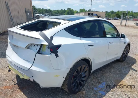 2020 Tesla Model Y Long Range Dual Motor All-Wheel Drive/Performance Dual Motor All-Wheel Drive z USA, uszkodzony, nr VIN 5YJYGDEF9LF046757